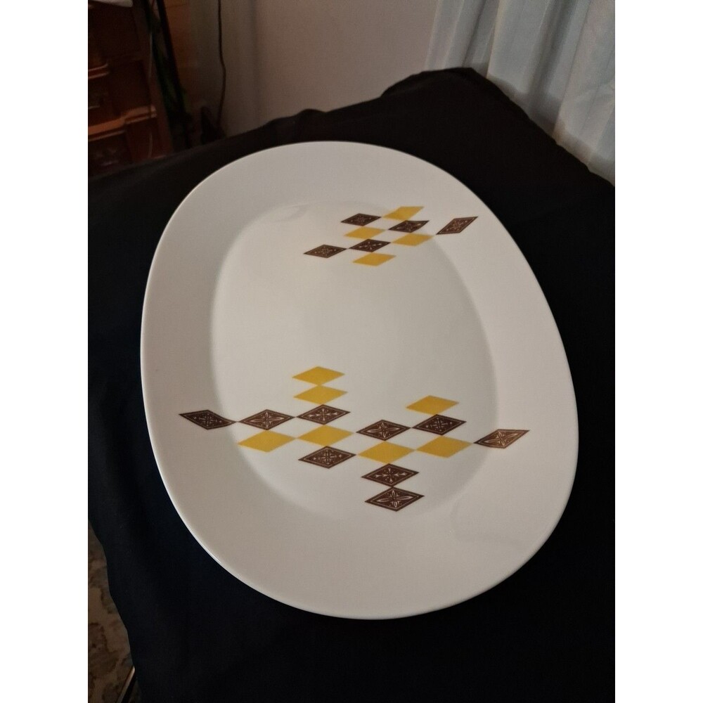 American Queen Platter Nina